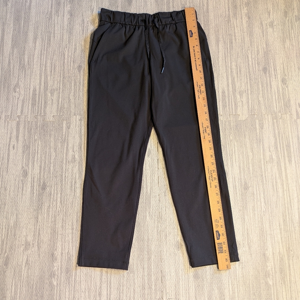 Women's Lululemon Black On the Fly Size 4 | Athletic‎ Workout Casual - Picture 11 of 14